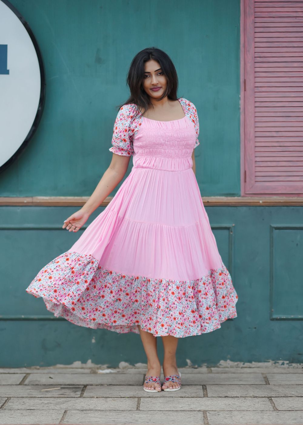 Daisy Pink Flare**
