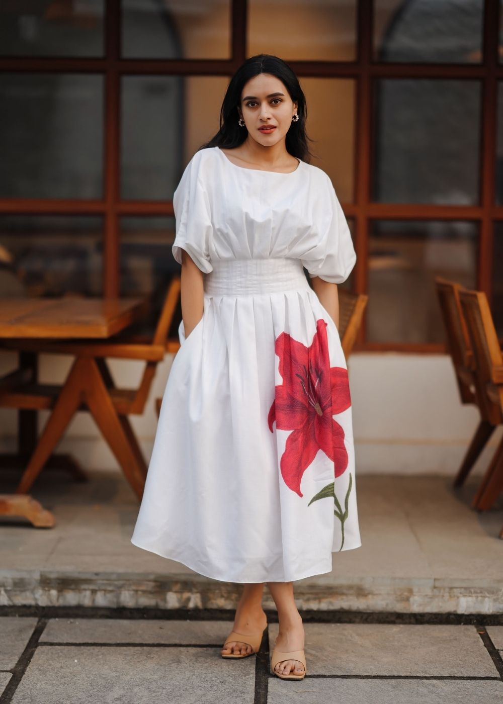 Linen Red Bloom