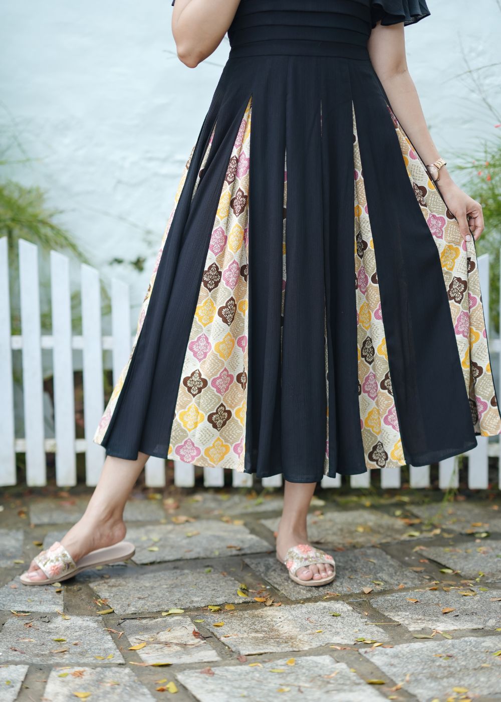 Daffodil Pleats**