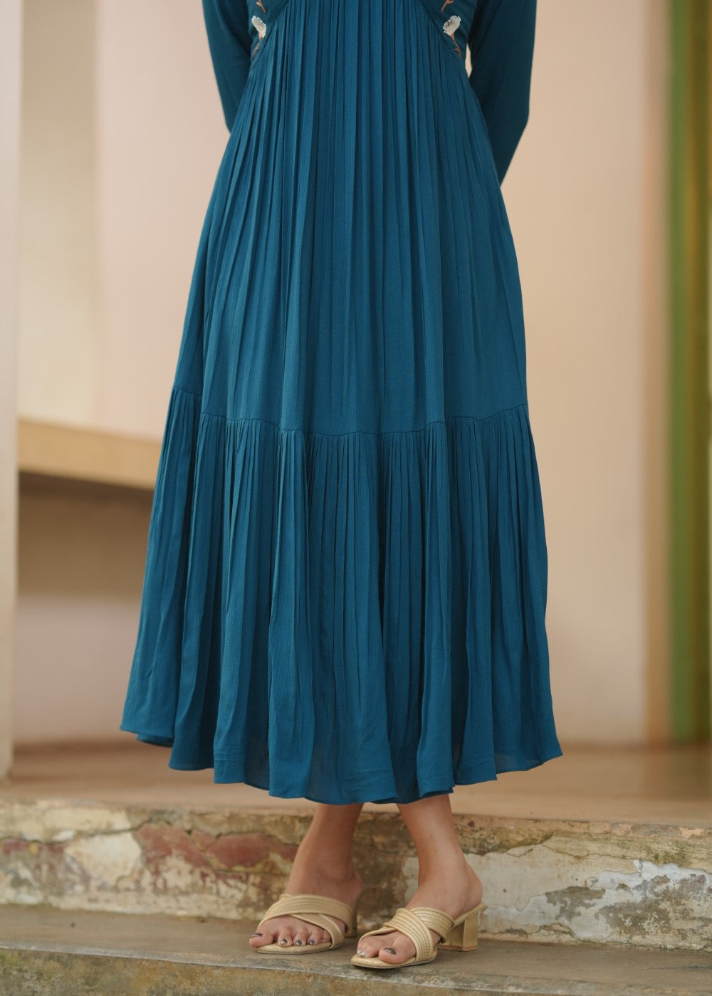 Teal Whisper